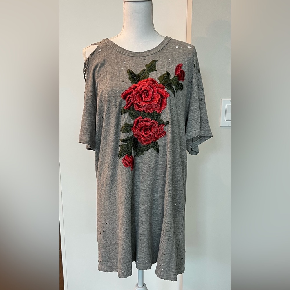 This over sized tee /dress is super comfy